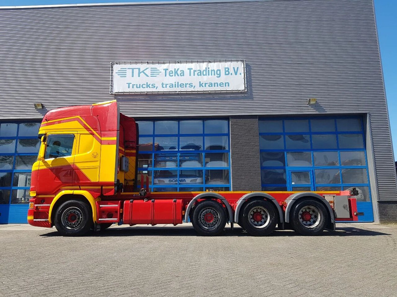 Scania R450 8x2 Topline ADR EX/II, EX/III, FL en AT SCR only - Cserefelépítményes teherautó: 3 kép. Scania R450 8x2 Topline ADR EX/II, EX/III, FL en AT SCR only - Cserefelépítményes teherautó: 3 kép.