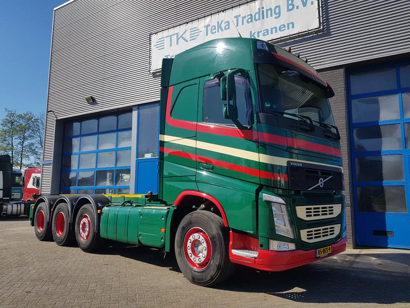Volvo FH 500 8x2 Euro 6 Netherlands truck - Cserefelépítményes teherautó: 5 kép. Volvo FH 500 8x2 Euro 6 Netherlands truck - Cserefelépítményes teherautó: 5 kép.