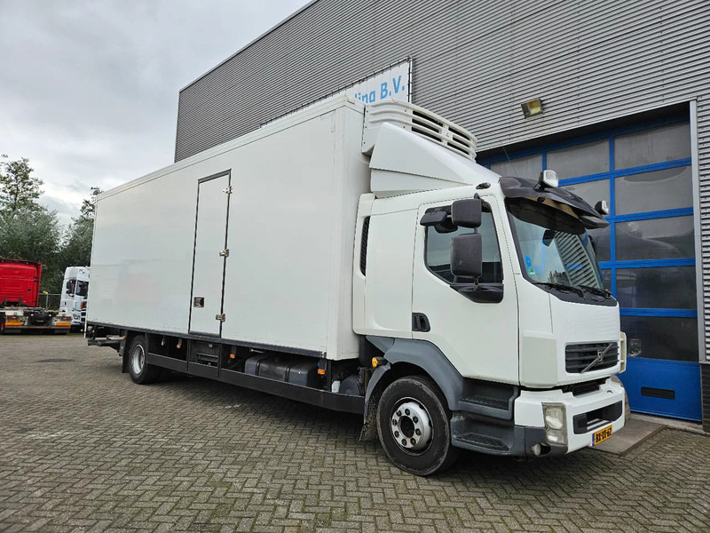 Volvo FL 260 Euro 5 Tail lift Apk 5-2026 - Dobozos felépítményű teherautó: 5 kép. Volvo FL 260 Euro 5 Tail lift Apk 5-2026 - Dobozos felépítményű teherautó: 5 kép.