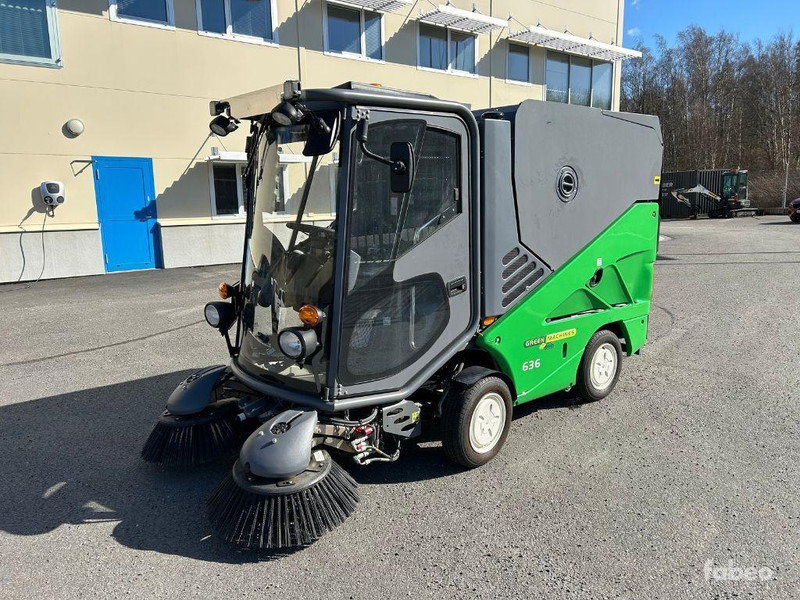 Green machine 636 - Utcaseprő gép: 1 kép. Green machine 636 - Utcaseprő gép: 1 kép.