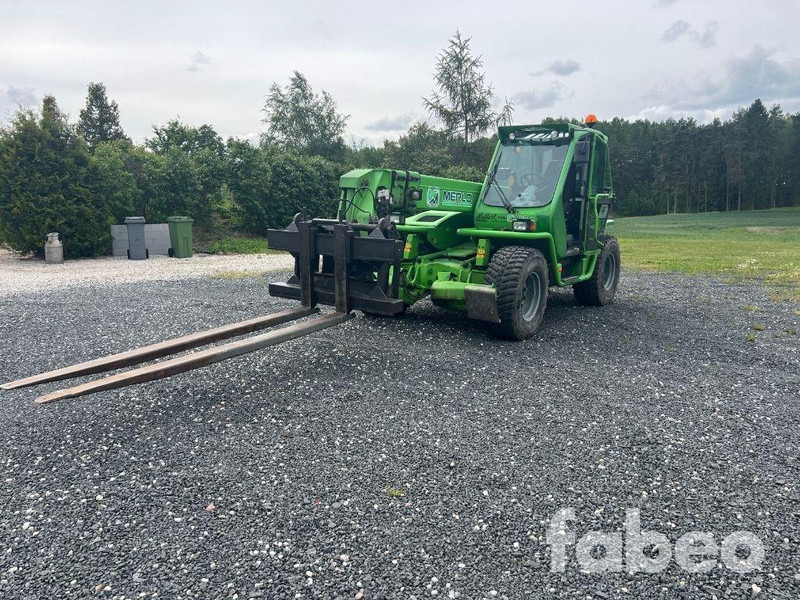 Merlo P38.13 PLUS - Teleszkópos rakodó: 1 kép. Merlo P38.13 PLUS - Teleszkópos rakodó: 1 kép.