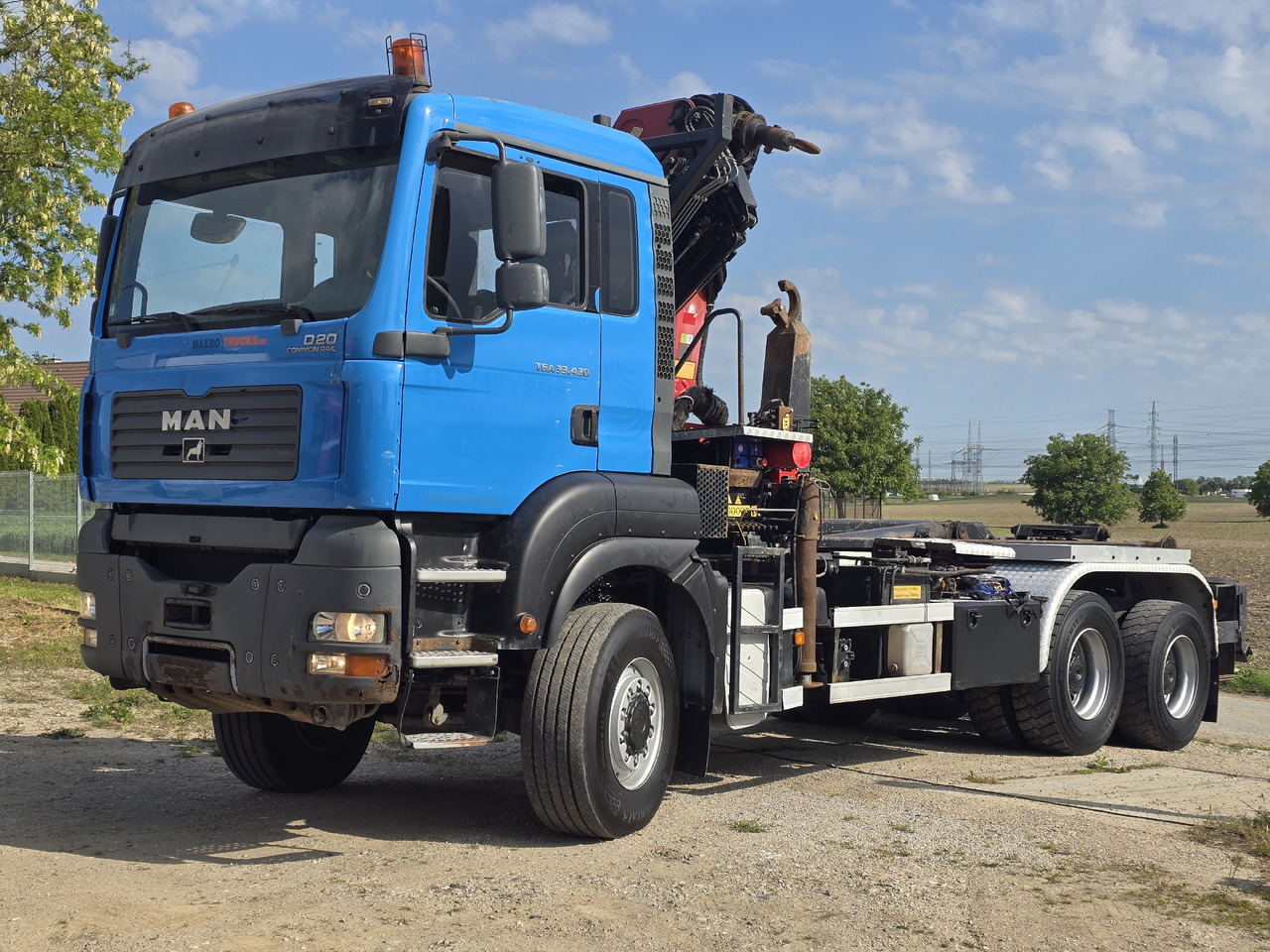 MAN TGA 33.430 6X6 / HMF 1823 K3+REM.CON./ HOOK SYSTEM - Horgos rakodó teherautó, Darus autó: 1 kép. MAN TGA 33.430 6X6 / HMF 1823 K3+REM.CON./ HOOK SYSTEM - Horgos rakodó teherautó, Darus autó: 1 kép.