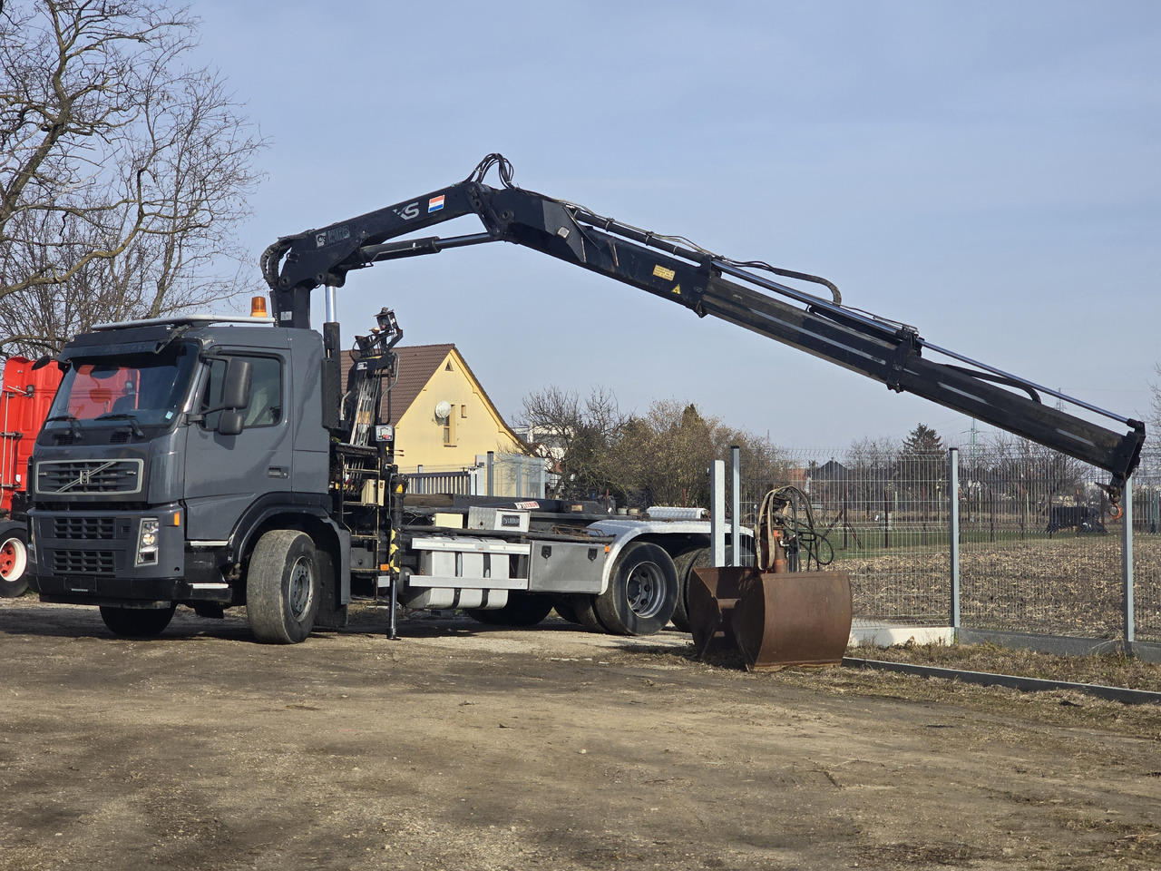 Horgos rakodó teherautó VOLVO FM 380 HOOK SYSTEM / HIAB 166 D2 DUO: 10 kép. Horgos rakodó teherautó VOLVO FM 380 HOOK SYSTEM / HIAB 166 D2 DUO: 10 kép.