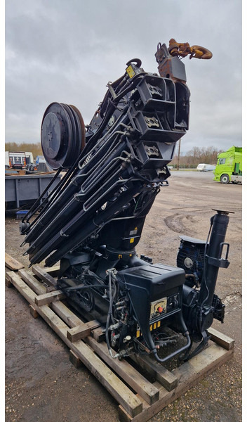 Hiab 244 EP-5 Hipro - Rakodódaru - Teherautó: 2 kép. Hiab 244 EP-5 Hipro - Rakodódaru - Teherautó: 2 kép.