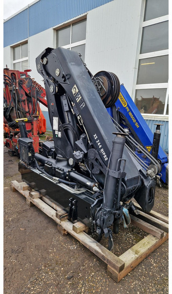 Hiab 244 EP-5 Hipro - Rakodódaru - Teherautó: 4 kép. Hiab 244 EP-5 Hipro - Rakodódaru - Teherautó: 4 kép.