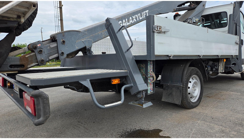 Iveco Daily 35S12 4X2 Galaxylift GT18-10 - Kisteherautó: 5 kép. Iveco Daily 35S12 4X2 Galaxylift GT18-10 - Kisteherautó: 5 kép.