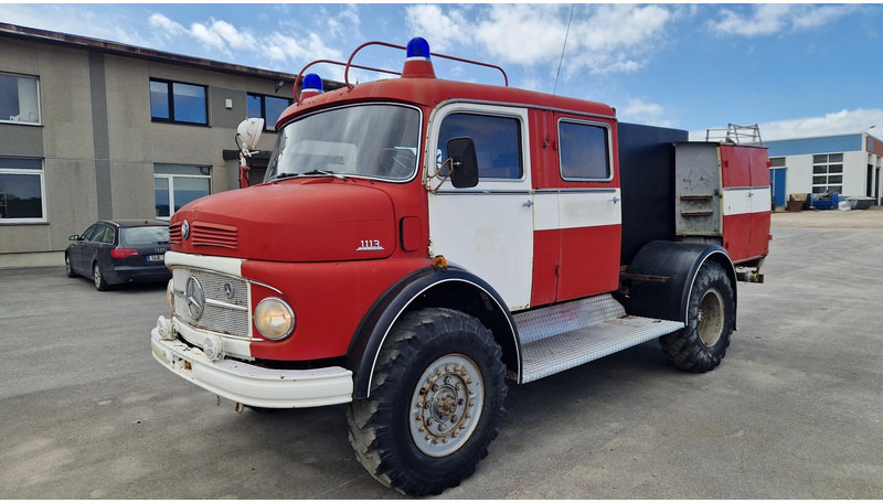 Mercedes-Benz 1113 4X4 new tank - Tűzoltóautó: 1 kép. Mercedes-Benz 1113 4X4 new tank - Tűzoltóautó: 1 kép.