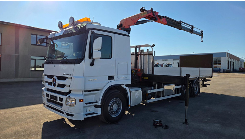 Mercedes-Benz Actros 2536 6X2 Palfinger PK16502 - Platós teherautó, Darus autó: 1 kép. Mercedes-Benz Actros 2536 6X2 Palfinger PK16502 - Platós teherautó, Darus autó: 1 kép.