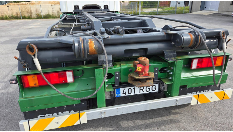 Scania P94 4X2 220 - Teherautó - kábelrendszer: 5 kép. Scania P94 4X2 220 - Teherautó - kábelrendszer: 5 kép.