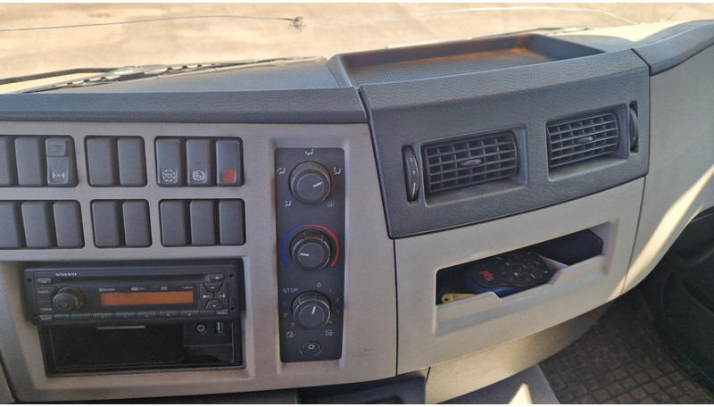Volvo FL260 4X2 lízing Volvo FL260 4X2: 15 kép.