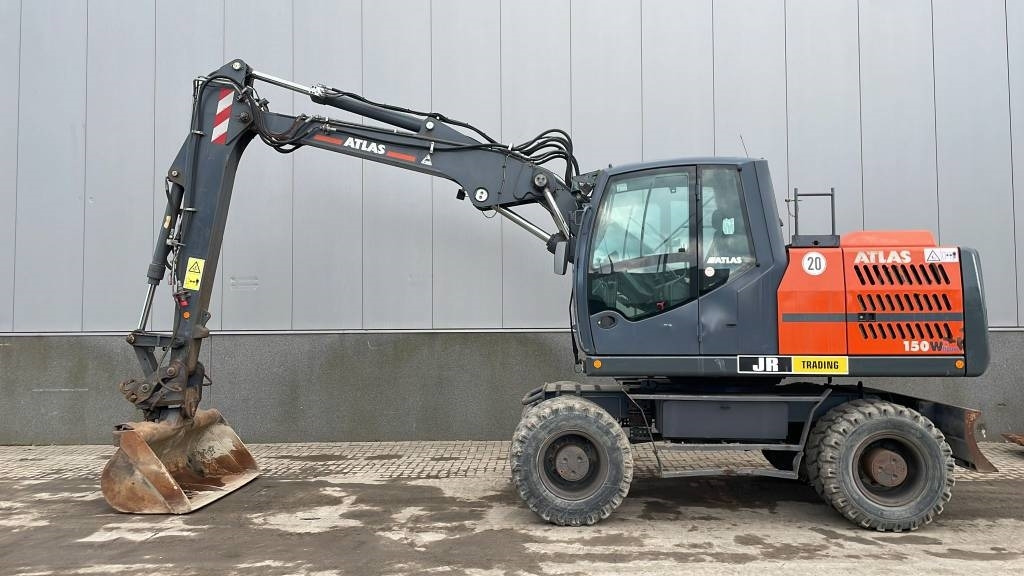 Atlas 150 W - Gumikerekes kotró: 1 kép. Atlas 150 W - Gumikerekes kotró: 1 kép.