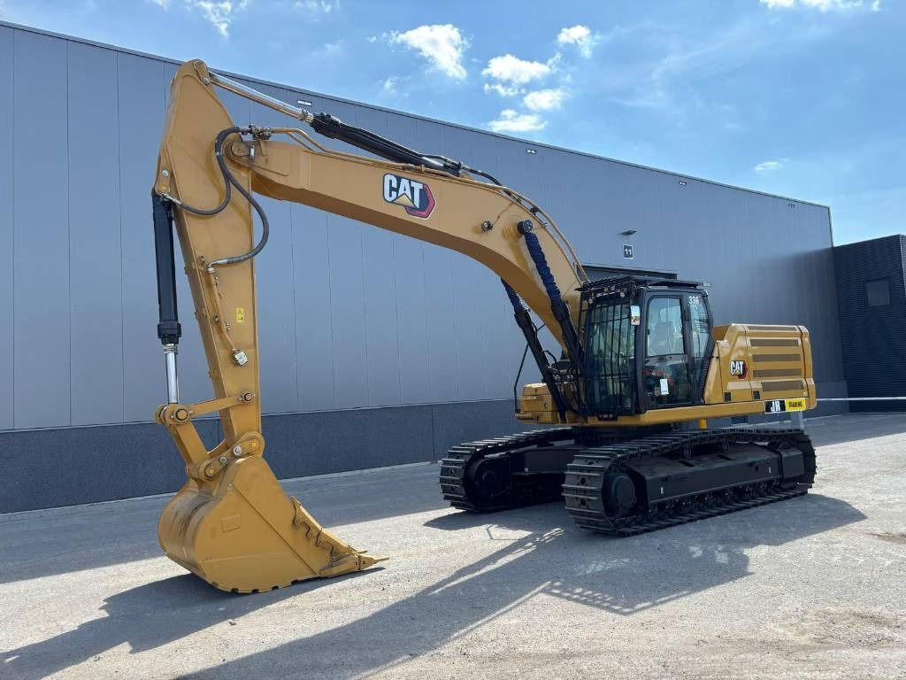 CAT 336 (NEW/Non CE certified) - Lánctalpas kotró: 2 kép. CAT 336 (NEW/Non CE certified) - Lánctalpas kotró: 2 kép.