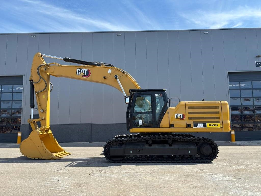 CAT 340 - Lánctalpas kotró: 1 kép. CAT 340 - Lánctalpas kotró: 1 kép.