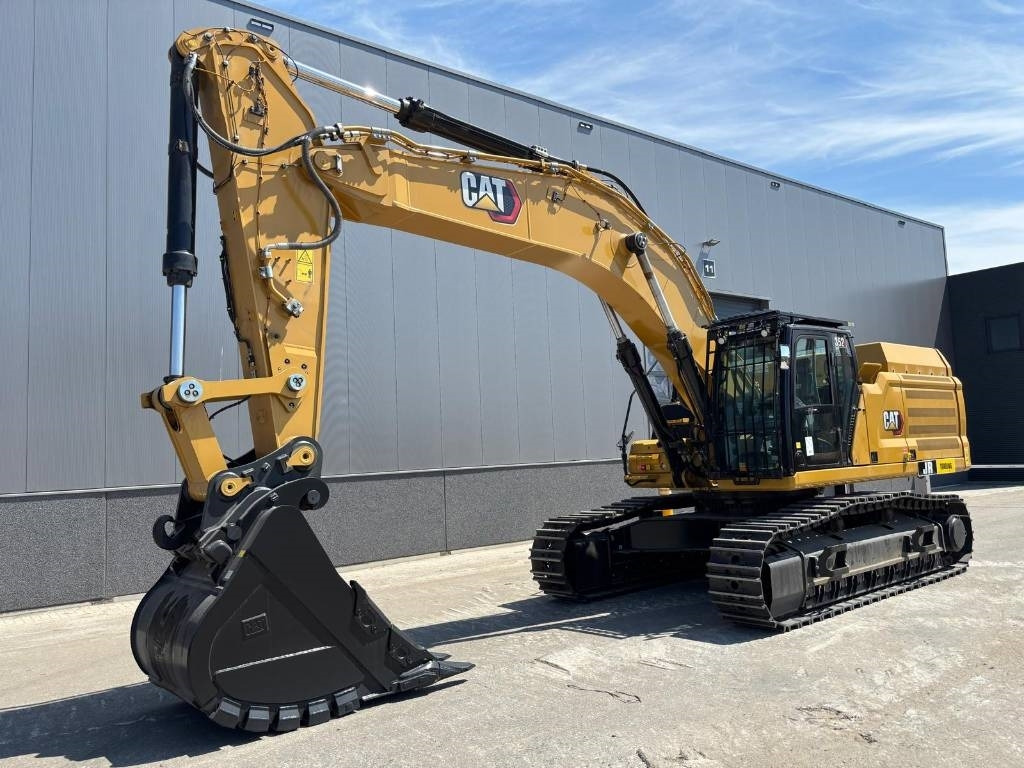 CAT 352 (NEW/Non CE certified) - Lánctalpas kotró: 2 kép. CAT 352 (NEW/Non CE certified) - Lánctalpas kotró: 2 kép.
