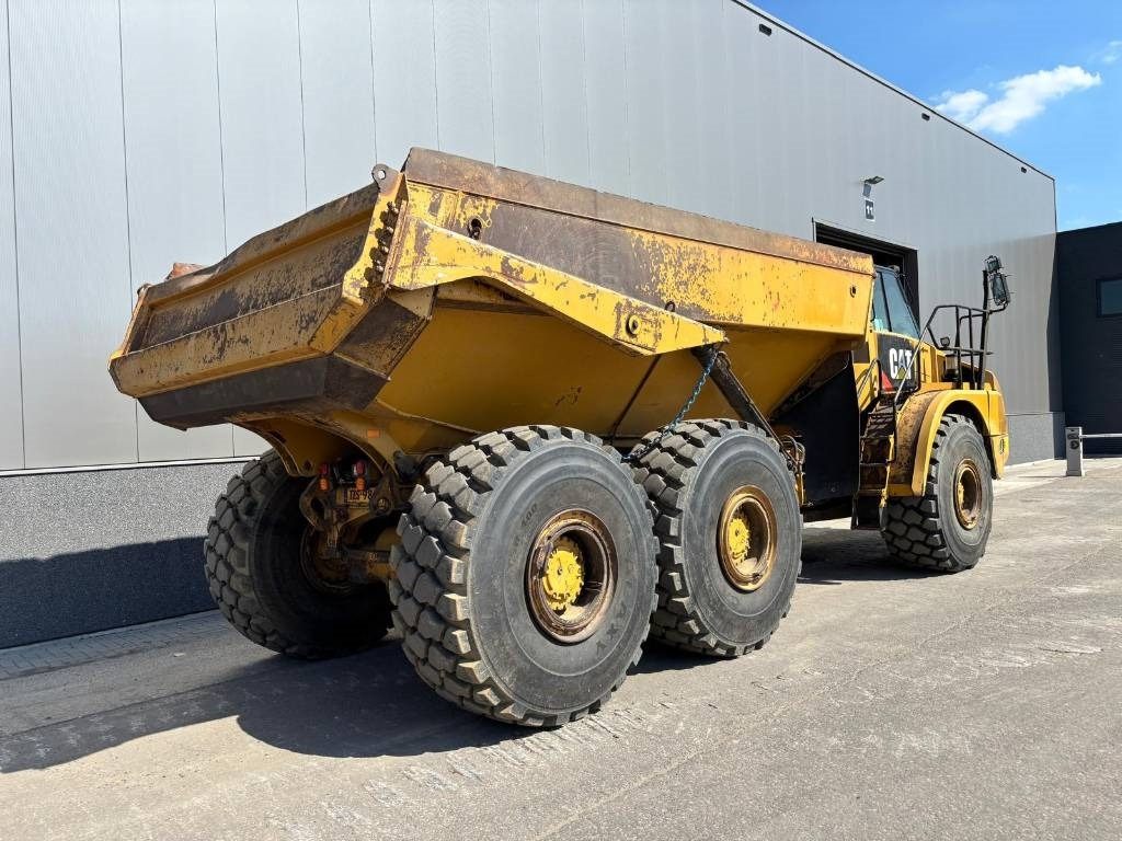 CAT 745 C - Csuklós dömper: 5 kép. CAT 745 C - Csuklós dömper: 5 kép.