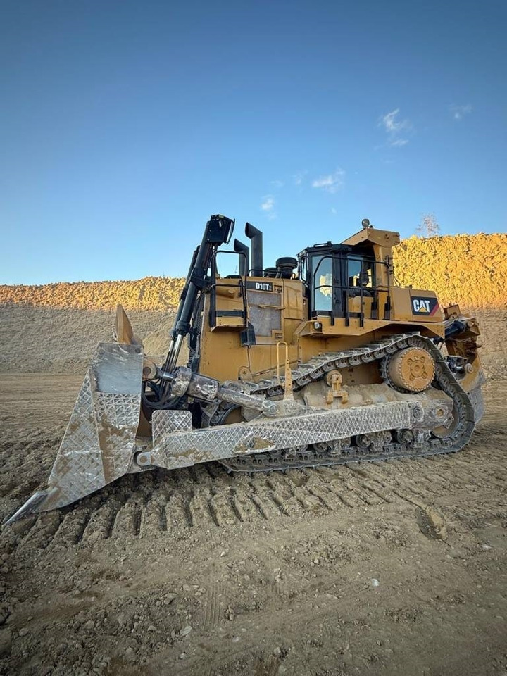 CAT D 10 T 2 (Coming soon) - Buldózer: 2 kép. CAT D 10 T 2 (Coming soon) - Buldózer: 2 kép.