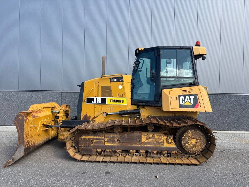 CAT D 6 K 2 LGP - Buldózer: 2 kép. CAT D 6 K 2 LGP - Buldózer: 2 kép.