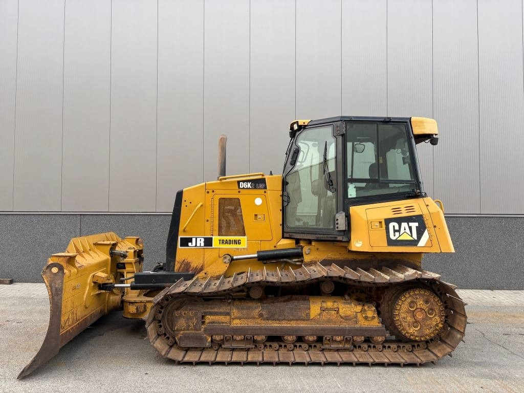 CAT D 6 K 2 LGP - Buldózer: 2 kép. CAT D 6 K 2 LGP - Buldózer: 2 kép.