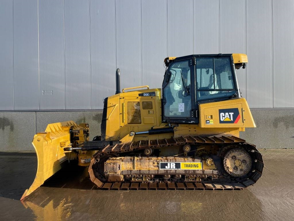 CAT D 6 K 2 LGP - Buldózer: 2 kép. CAT D 6 K 2 LGP - Buldózer: 2 kép.
