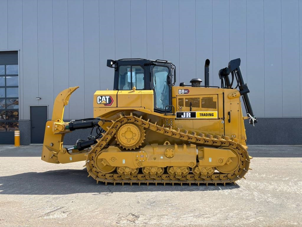 CAT D 8 - D 8 GC - D 8 T - D 8 R - Buldózer: 5 kép. CAT D 8 - D 8 GC - D 8 T - D 8 R - Buldózer: 5 kép.