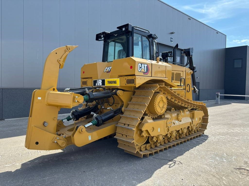 CAT D 8 - D 8 GC - D 8 T - D 8 R - Buldózer: 4 kép. CAT D 8 - D 8 GC - D 8 T - D 8 R - Buldózer: 4 kép.