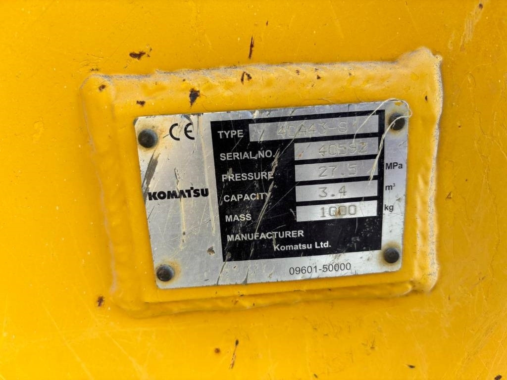 Buldózer Komatsu D 61 EX-24 (GPS Prepared): 16 kép. Buldózer Komatsu D 61 EX-24 (GPS Prepared): 16 kép.