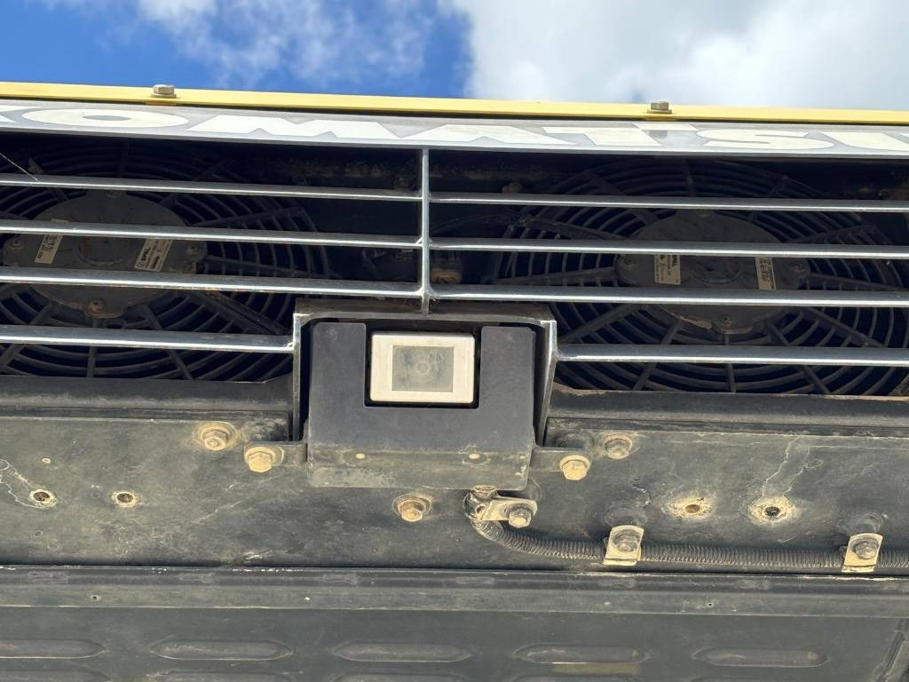 Buldózer Komatsu D 61 EX-24 (GPS Prepared): 25 kép. Buldózer Komatsu D 61 EX-24 (GPS Prepared): 25 kép.