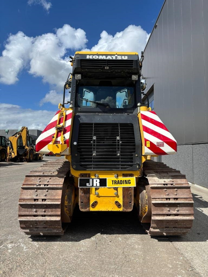Komatsu D 61 EX-24 (GPS Prepared) - Buldózer: 4 kép. Komatsu D 61 EX-24 (GPS Prepared) - Buldózer: 4 kép.
