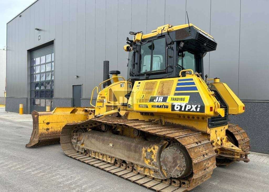 Komatsu D 61 PXI-24 (Topcon intelligent system) - Buldózer: 5 kép. Komatsu D 61 PXI-24 (Topcon intelligent system) - Buldózer: 5 kép.