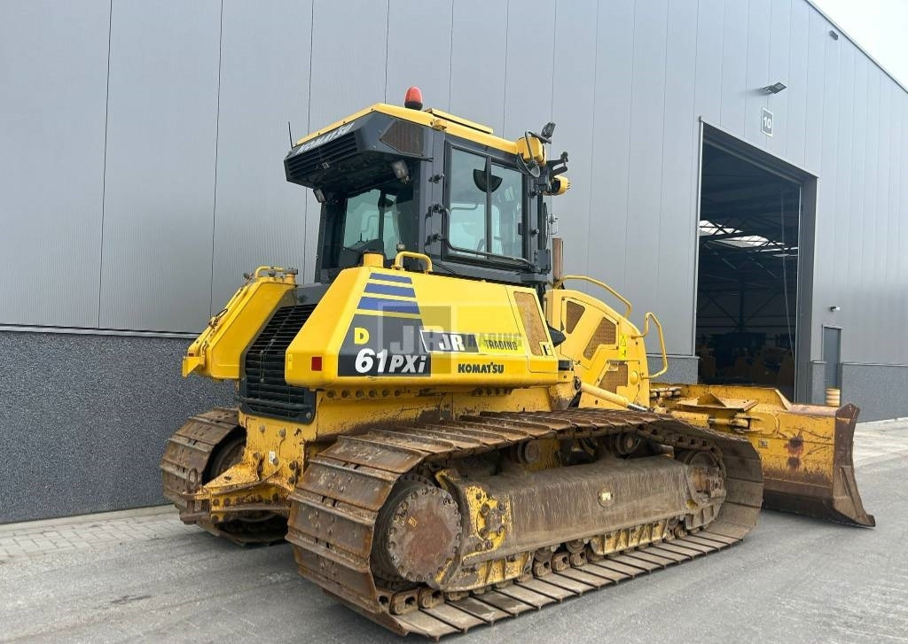 Komatsu D 61 PXI-24 (Topcon intelligent system) - Buldózer: 3 kép. Komatsu D 61 PXI-24 (Topcon intelligent system) - Buldózer: 3 kép.