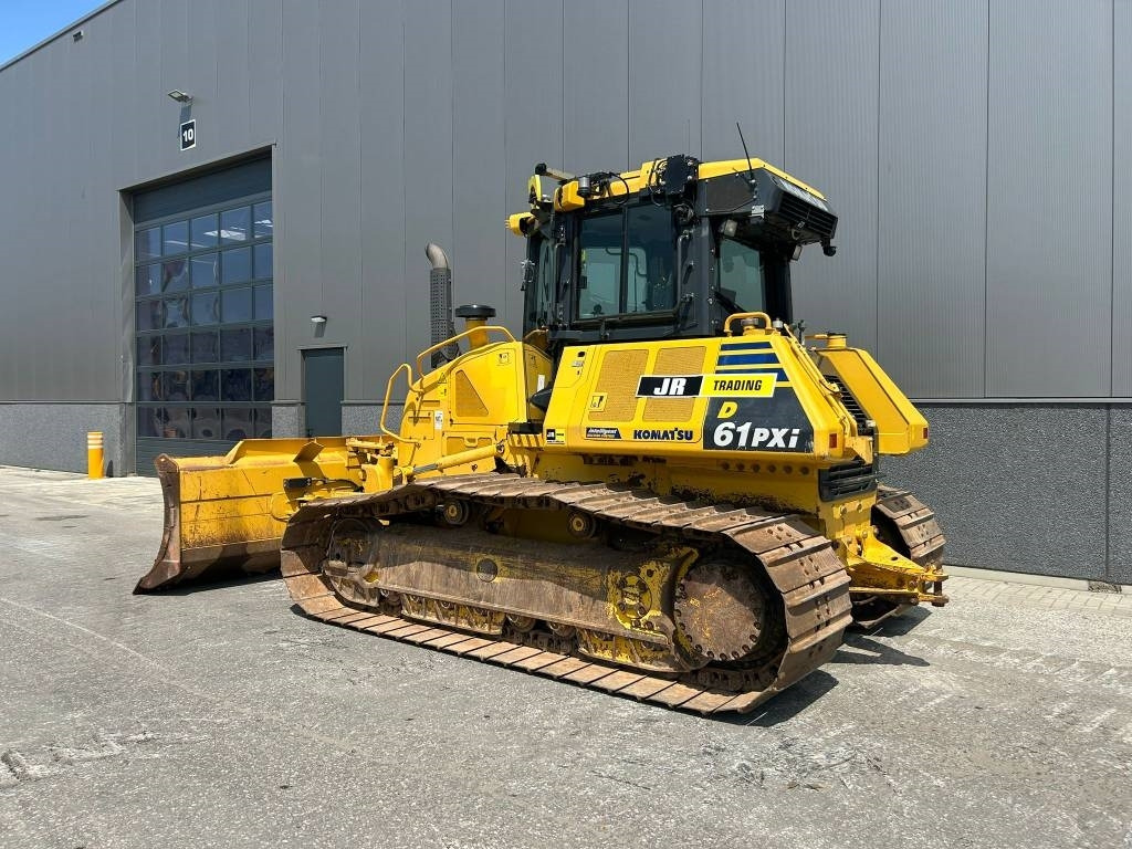Komatsu D 61 PXI-24 (Topcon intelligent system) - Buldózer: 2 kép. Komatsu D 61 PXI-24 (Topcon intelligent system) - Buldózer: 2 kép.