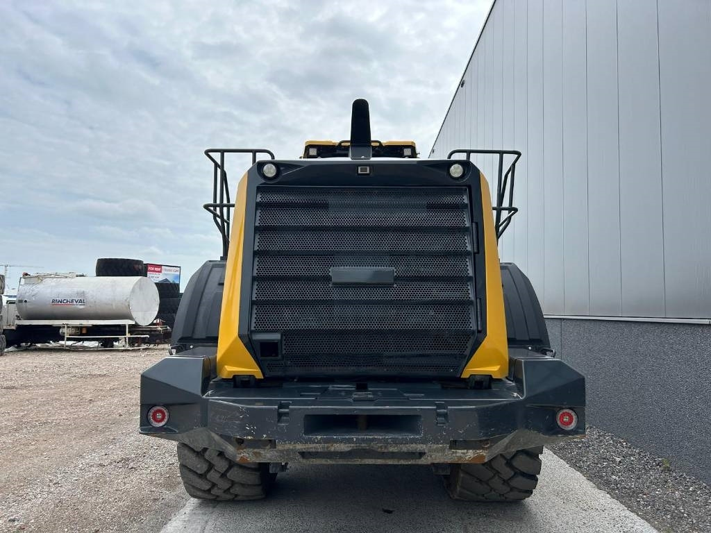 Komatsu WA 475-10E0 - Gumikerekes homlokrakodó: 4 kép. Komatsu WA 475-10E0 - Gumikerekes homlokrakodó: 4 kép.