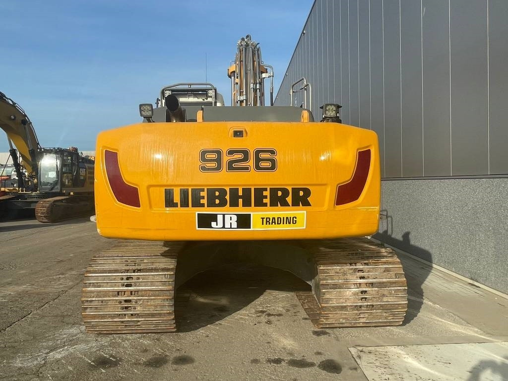 Liebherr R 926 LC - Lánctalpas kotró: 4 kép. Liebherr R 926 LC - Lánctalpas kotró: 4 kép.