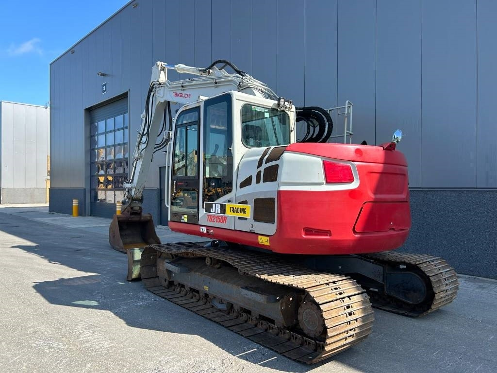 Takeuchi TB 2150 R - Lánctalpas kotró: 3 kép. Takeuchi TB 2150 R - Lánctalpas kotró: 3 kép.