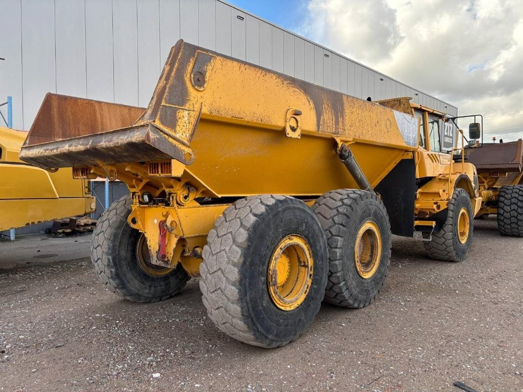 Volvo A 25 D (Under Preparation)  - Csuklós dömper: 2 kép. Volvo A 25 D (Under Preparation)  - Csuklós dömper: 2 kép.