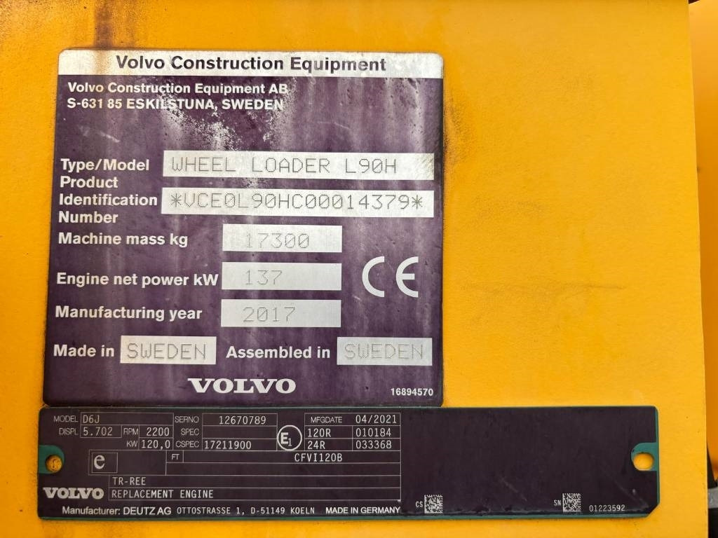 Volvo L 90 H (Under Preparation)  - Gumikerekes homlokrakodó: 3 kép. Volvo L 90 H (Under Preparation)  - Gumikerekes homlokrakodó: 3 kép.