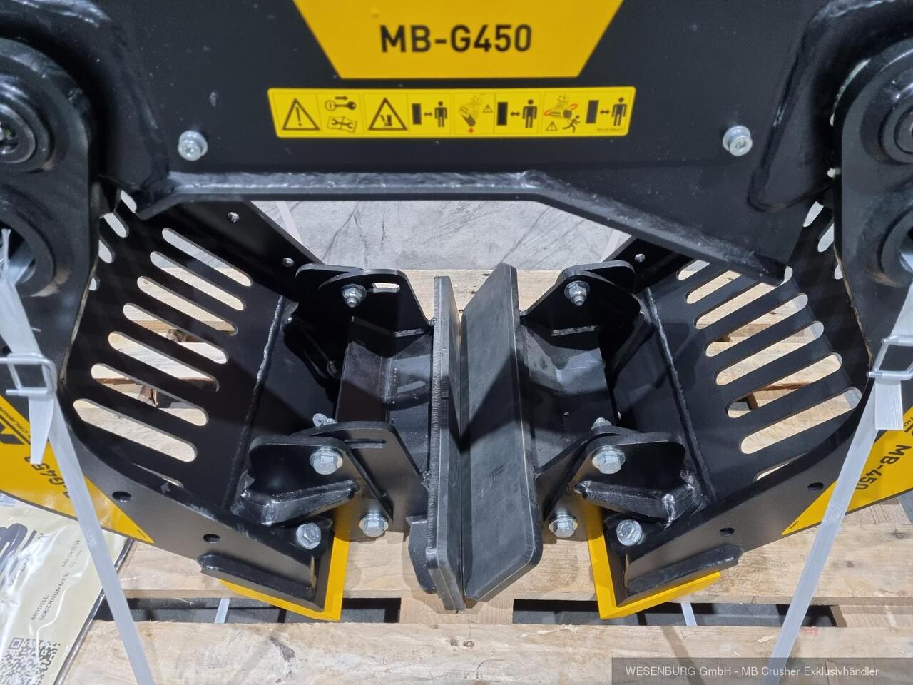 MB Crusher Sortiergreifer MB-G450 Anbauklasse 3,0 - 6,0 t - Polip kanál - Építőipari gépek: 5 kép. MB Crusher Sortiergreifer MB-G450 Anbauklasse 3,0 - 6,0 t - Polip kanál - Építőipari gépek: 5 kép.