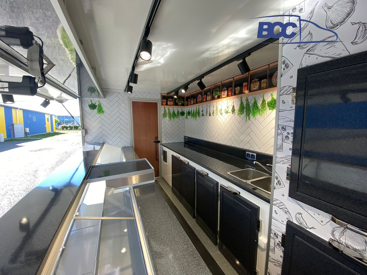 Új Büféautó BCC POLSKA - FOOD TRUCK - MOBILNY SKLEP SPOŻYWCZY, AUTO SKLEP SPOŻYWCZY - PEUGEOT BOXER: 13 kép.