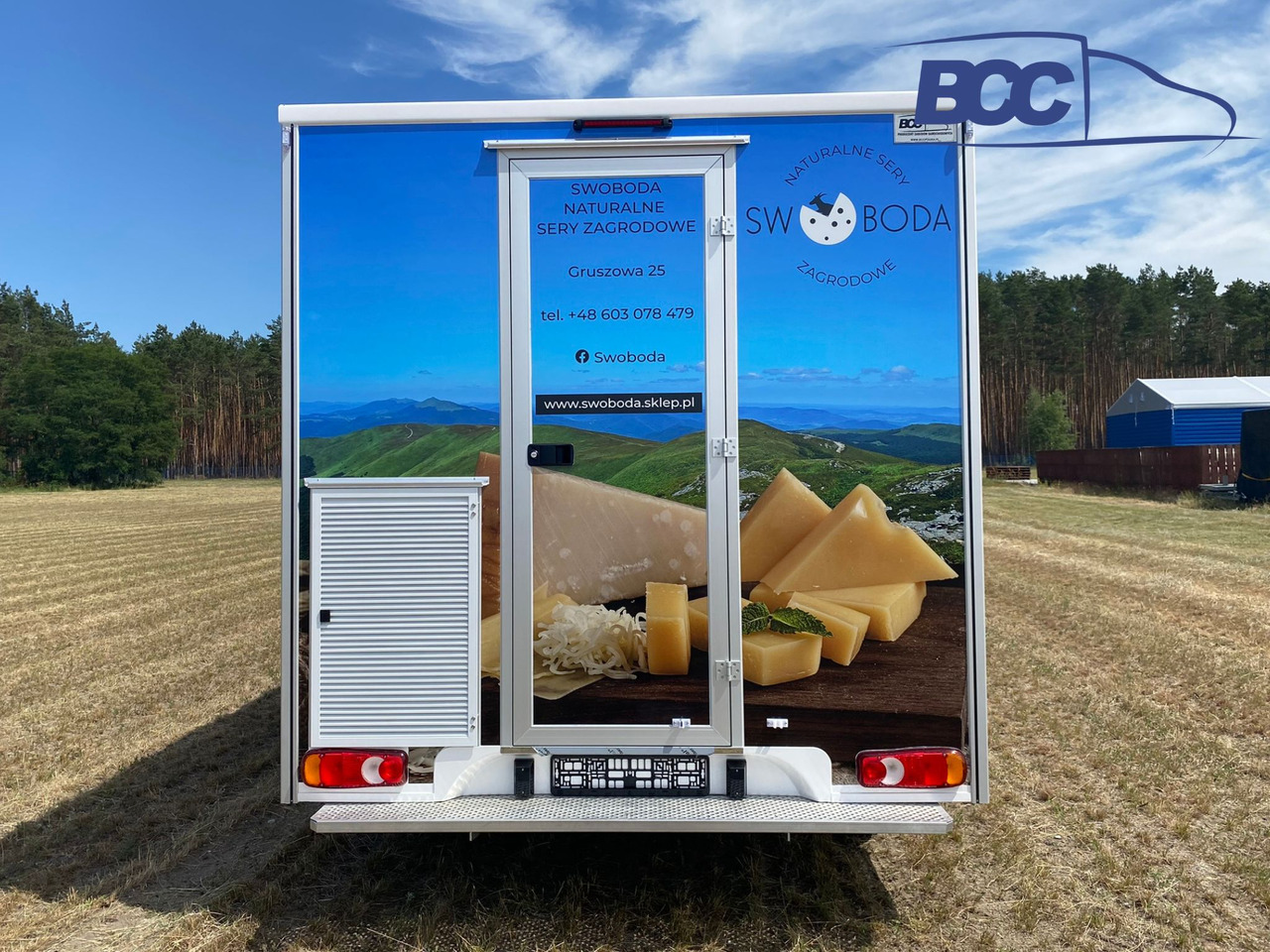 BCC POLSKA - FOOD TRUCK - SAMOCHÓD DO SPRZEDAŻY SERÓW, FOOD TRUCK Z NABIAŁEM, AUTO SKLEP - PEUGEOT BOXER - Büféautó: 3 kép. BCC POLSKA - FOOD TRUCK - SAMOCHÓD DO SPRZEDAŻY SERÓW, FOOD TRUCK Z NABIAŁEM, AUTO SKLEP - PEUGEOT BOXER - Büféautó: 3 kép.