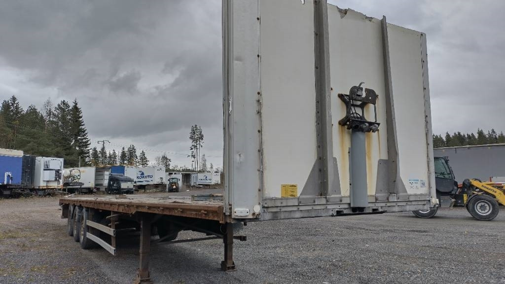 Fliegel 3 aks. Avopuolikas  - Platós félpótkocsi: 4 kép. Fliegel 3 aks. Avopuolikas  - Platós félpótkocsi: 4 kép.