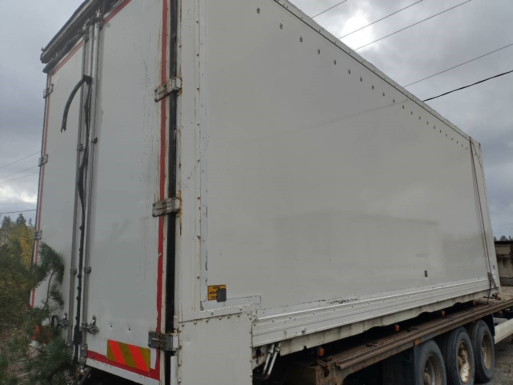 Ketjupurku Hakekori Sivuauk. 56mottia - Platós felépítmény: 5 kép. Ketjupurku Hakekori Sivuauk. 56mottia - Platós felépítmény: 5 kép.