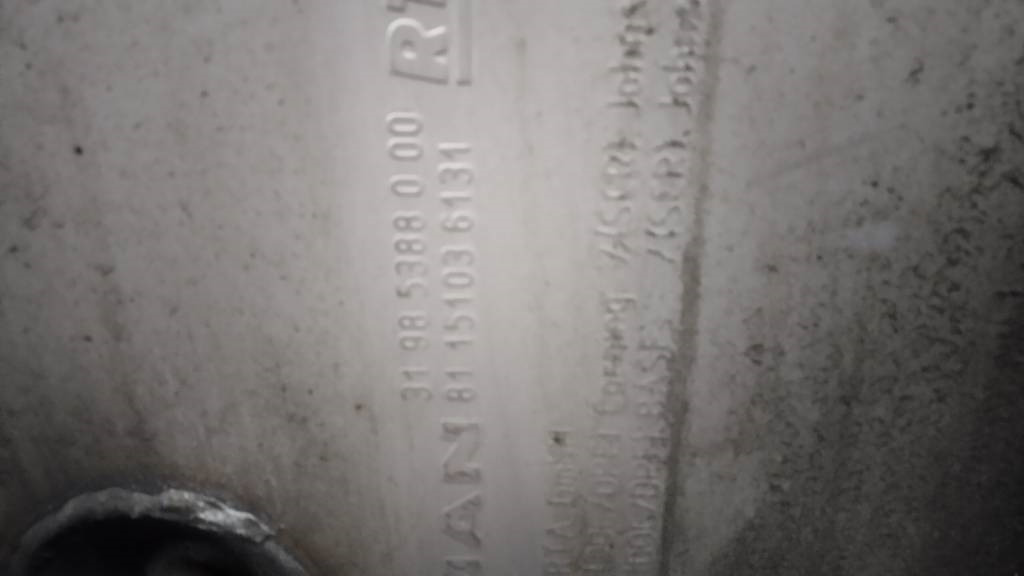 MAN Euro 6 katalysaattori - Motor - Teherautó: 3 kép. MAN Euro 6 katalysaattori - Motor - Teherautó: 3 kép.