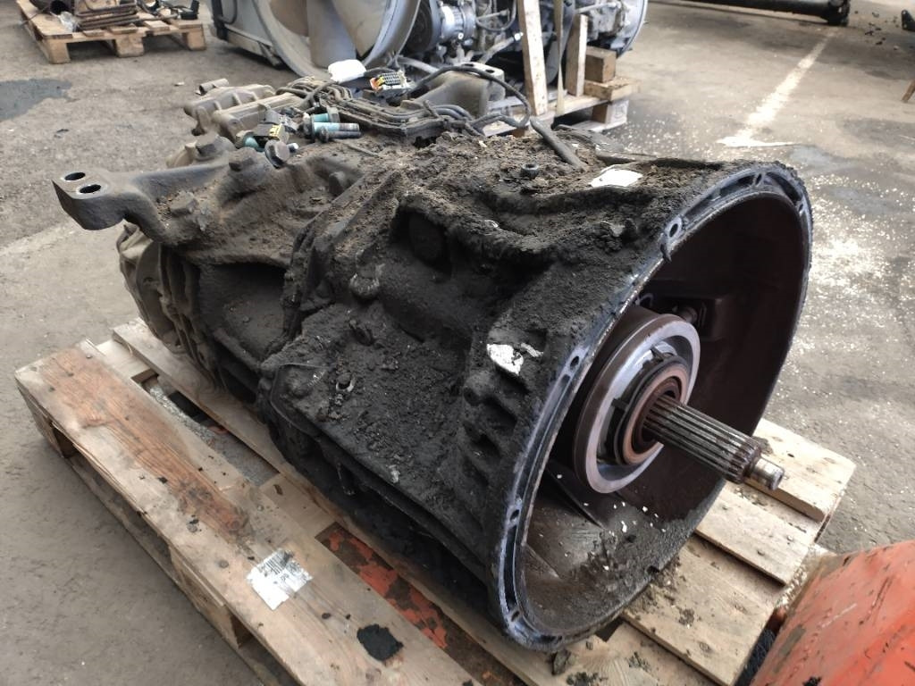 Mercedes-Benz G280-16 - Sebességváltó - Teherautó: 1 kép. Mercedes-Benz G280-16 - Sebességváltó - Teherautó: 1 kép.