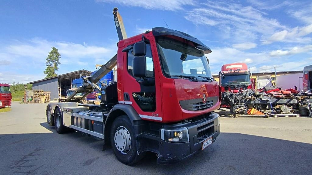 Renault Premium 380dxi 5,30m multilift koukkulaite  - Horgos rakodó teherautó: 1 kép. Renault Premium 380dxi 5,30m multilift koukkulaite  - Horgos rakodó teherautó: 1 kép.