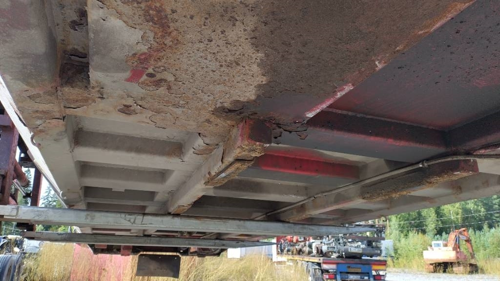 SLP Automaattikasettilava 6m - Platós felépítmény: 5 kép. SLP Automaattikasettilava 6m - Platós felépítmény: 5 kép.