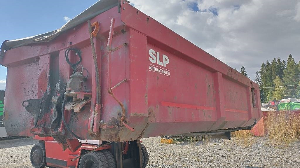 SLP Automaattikasettilava 6m - Platós felépítmény: 4 kép. SLP Automaattikasettilava 6m - Platós felépítmény: 4 kép.