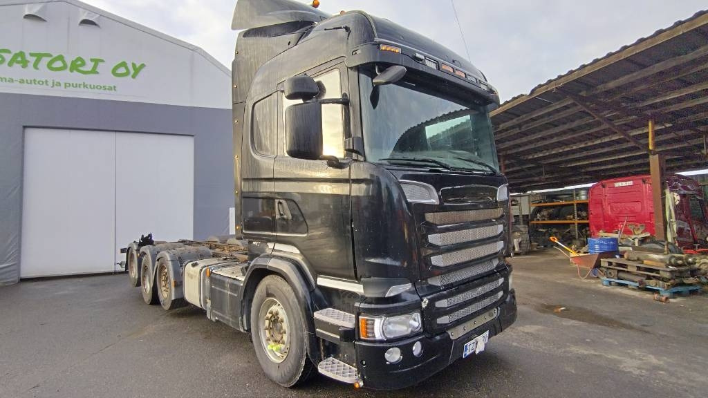Scania R580 8x2 täysilma alusta,8m runko - Alvaz teherautó: 1 kép. Scania R580 8x2 täysilma alusta,8m runko - Alvaz teherautó: 1 kép.