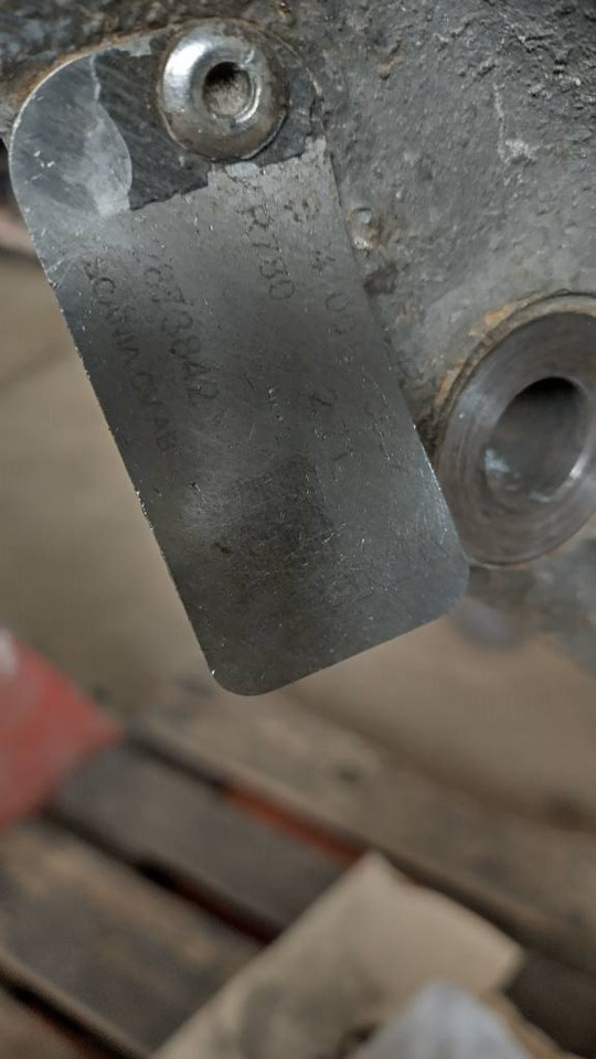 Scania R780 2,71 uudempi tyyppi - Tengely és alkatrészek - Teherautó: 4 kép. Scania R780 2,71 uudempi tyyppi - Tengely és alkatrészek - Teherautó: 4 kép.