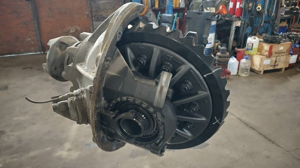 Scania R780 2,71 uudempi tyyppi - Tengely és alkatrészek - Teherautó: 2 kép. Scania R780 2,71 uudempi tyyppi - Tengely és alkatrészek - Teherautó: 2 kép.