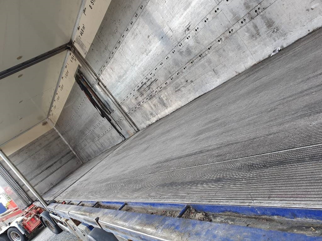 VAK 2 lavan Vaihtolava kärry +2 konttia ADR!! - Multiliftes/ Konténerszállító pótkocsi: 4 kép. VAK 2 lavan Vaihtolava kärry +2 konttia ADR!! - Multiliftes/ Konténerszállító pótkocsi: 4 kép.